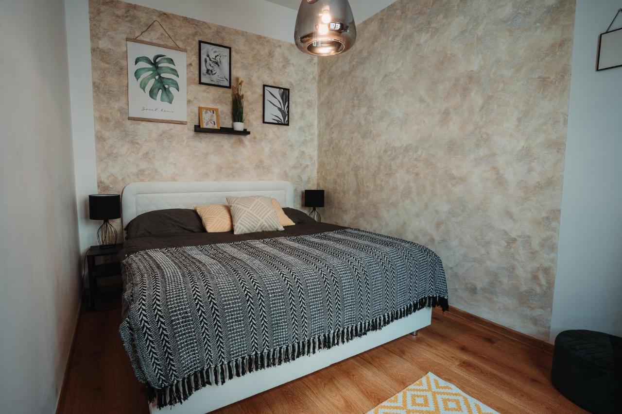 Apartmany J&J Sumperk Ngoại thất bức ảnh