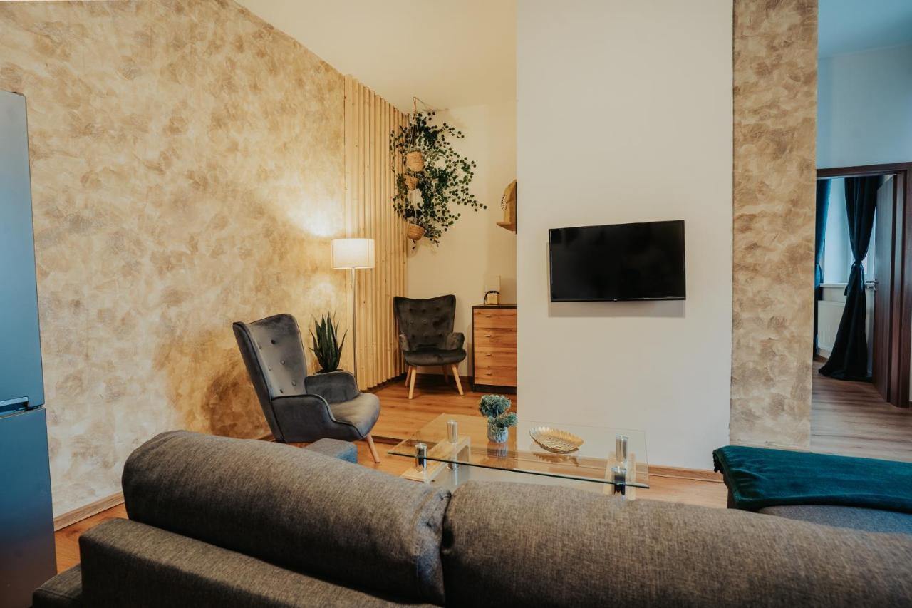 Apartmany J&J Sumperk Ngoại thất bức ảnh