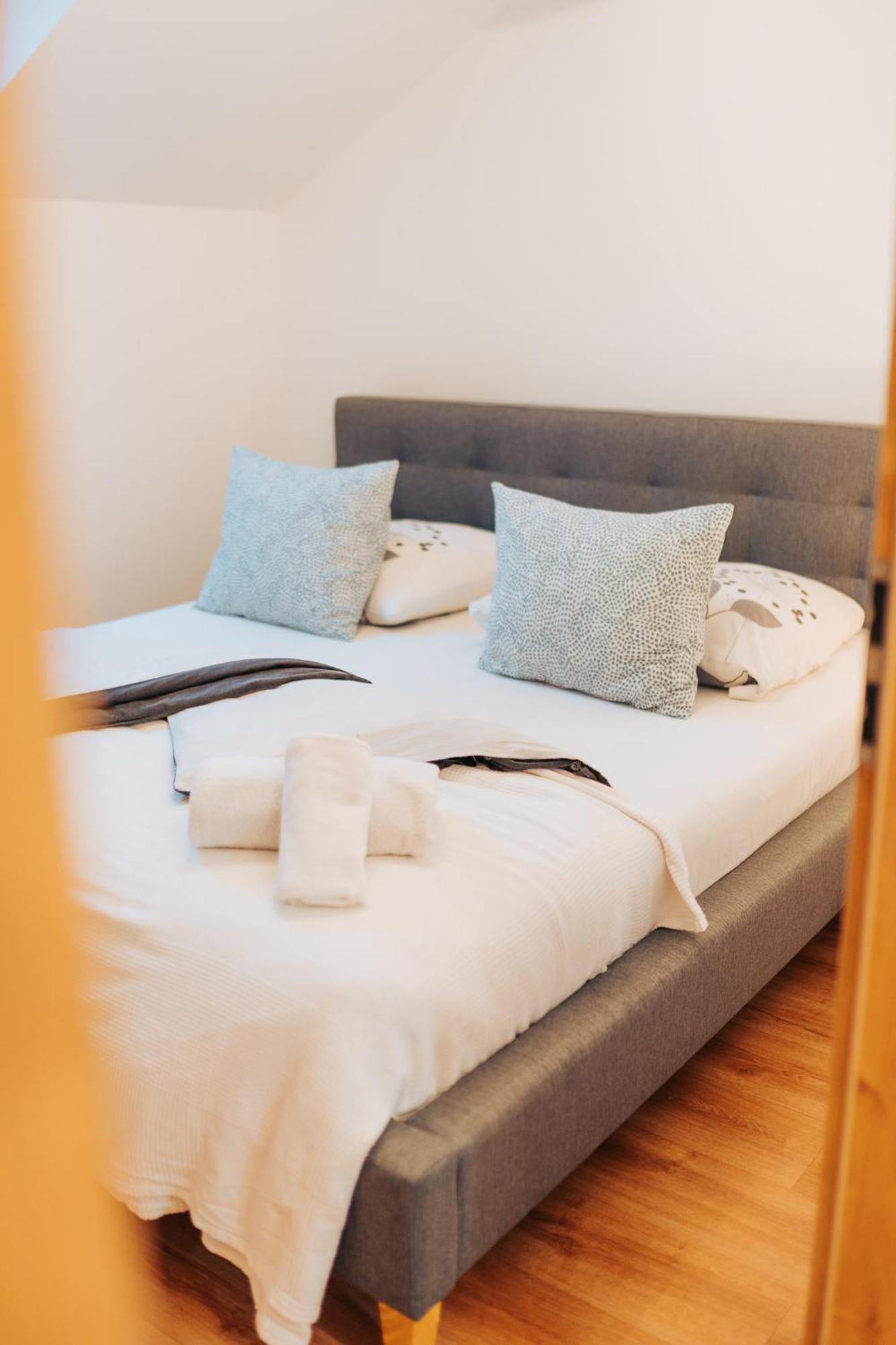 Apartmany J&J Sumperk Ngoại thất bức ảnh